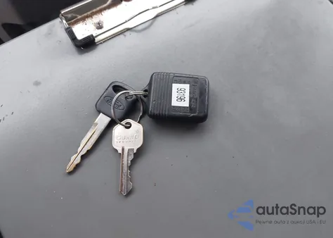 2011 Ford E-250 Commercial z USA, uszkodzony, nr VIN 1FTNE2EL4BDB32079